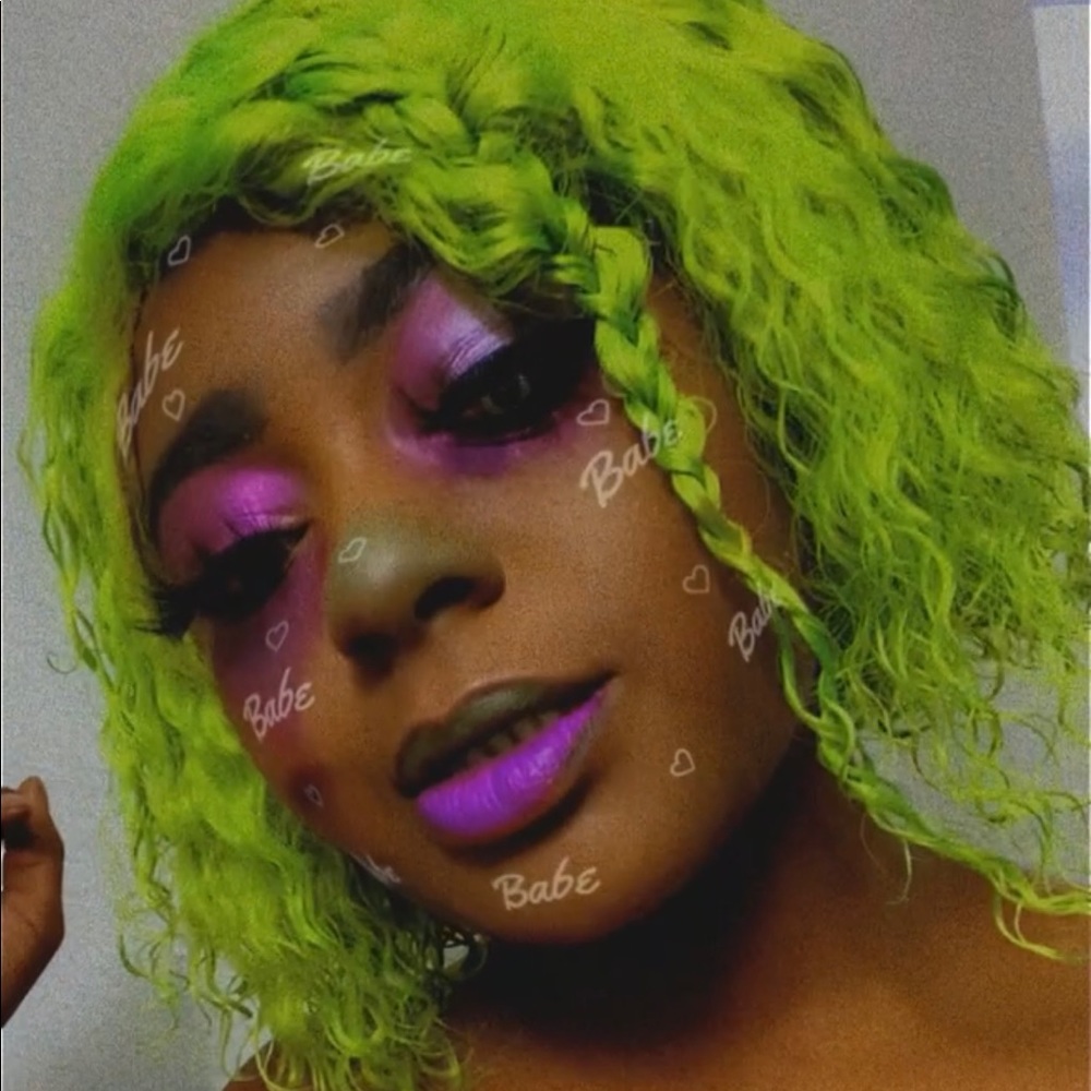Green bob wig